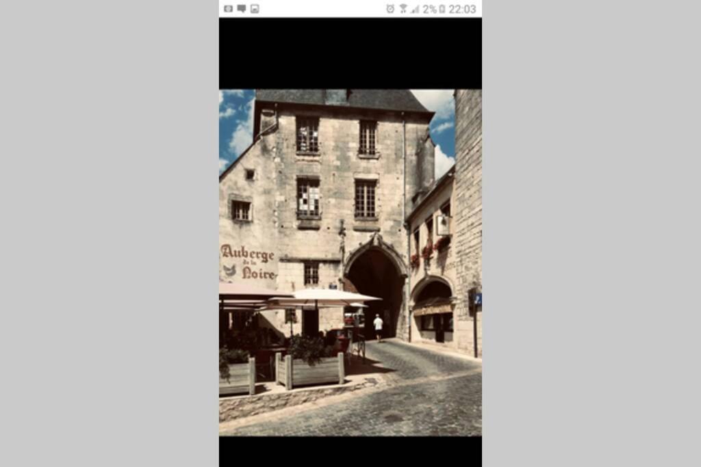 Appartement : Le Petit Paradis De La Loire Ла-Шаріте Екстер'єр фото